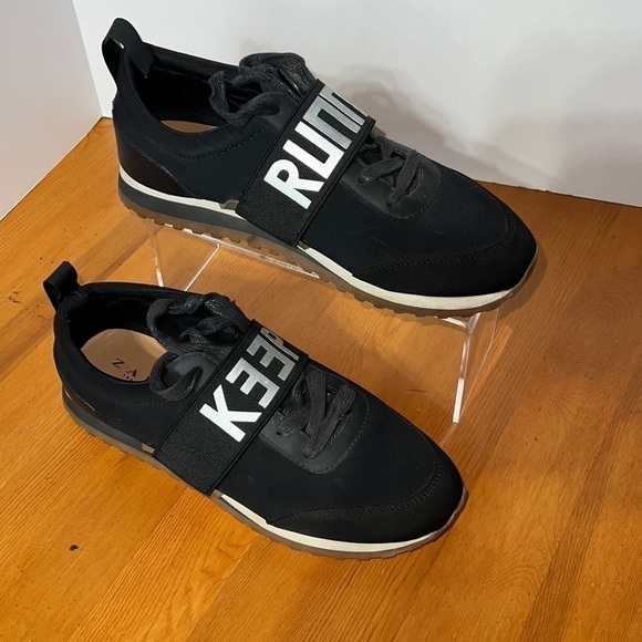 Zara Shoes - Zara Trafaluc black keep running gym shoes/sneakers size 39. EUC.